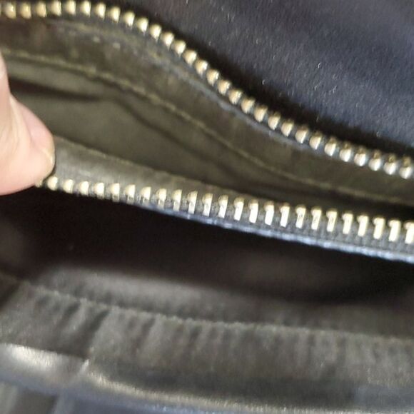 Tan and navy Coach wallet - Picture 8 of 10